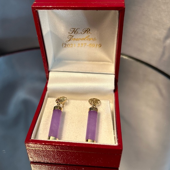 14k Solid Gold and Lavender Jade Tube Earrings - Picture 2 of 10